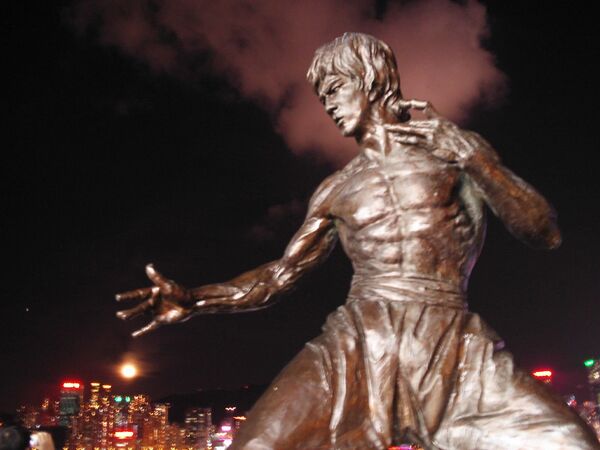 ბრიუს ლი – 80: ბრძენი სულელური კითხვიდან მეტს იღებს, ვიდრე სულელი ბრძნული პასუხიდან ბრიუს ლი – 80: ბრძენი სულელური კითხვიდან მეტს იღებს, ვიდრე სულელი ბრძნული პასუხიდან - Sputnik საქართველო