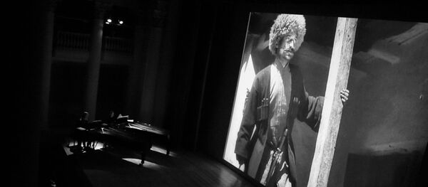 ელისო - მუნჯი კინოს შედევრი თანამედროვე მუსიკალური გაფორმებით ელისო - მუნჯი კინოს შედევრი თანამედროვე მუსიკალური გაფორმებით - Sputnik საქართველო