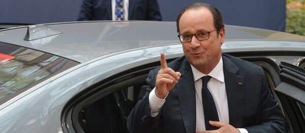 Президент Франции Франсуа Олланд перед открытием саммита ЕС в Брюсселе - Sputnik Грузия