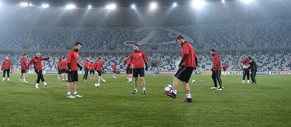 Сборная Грузии по футболу тренируется на стадионе Динамо Сборная Грузии по футболу тренируется на стадионе Динамо - Sputnik Грузия