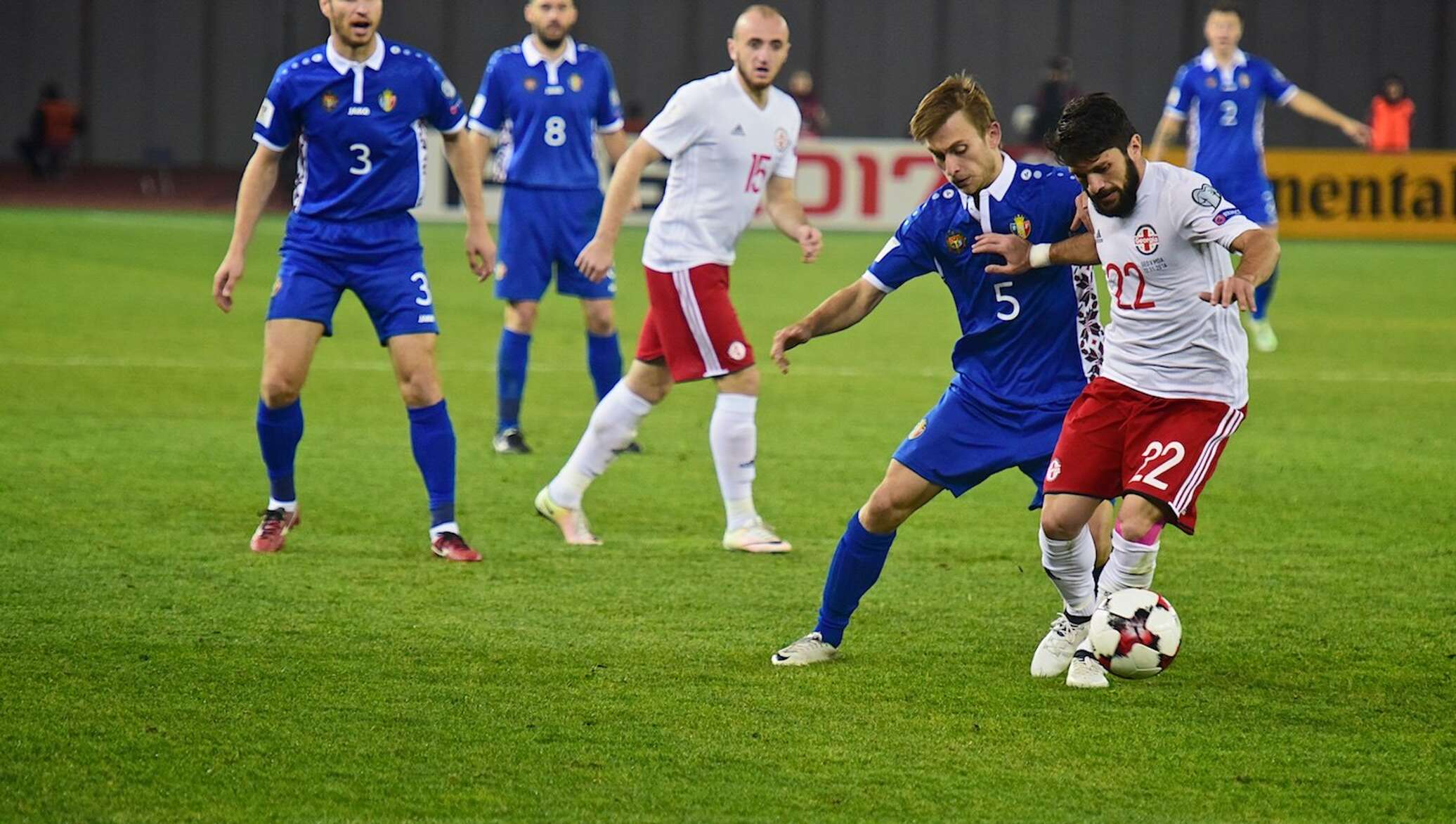 Новости спорта грузии. Команда Грузии по футболу Хвича. Георгий Грузия футбол. Футбол Грузия фото. Игрок номер 7 Грузия Георги Никол.