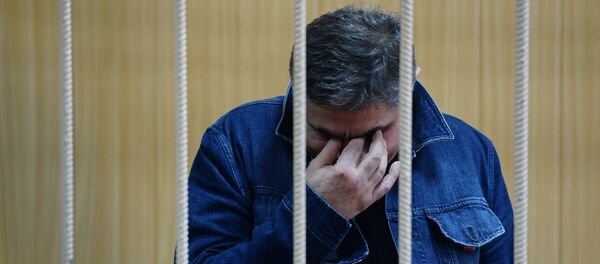 Обвиняемый в организации преступного сообщества Захарий Калашов, известный в криминальных кругах как вор в законе Шакро Молодой, в Тверском суде Москвы - Sputnik Грузия