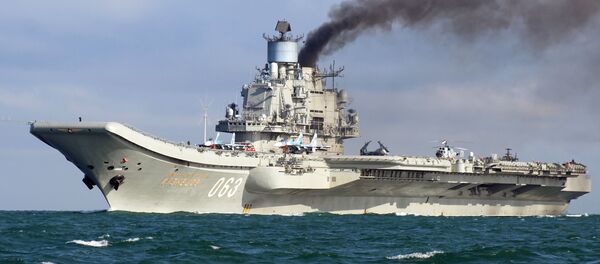 Тяжёлый авианесущий крейсер Адмирал Флота Советского Союза Кузнецов во время прохода авианосной группы Северного флота России через пролив Ла-Манш - Sputnik Грузия
