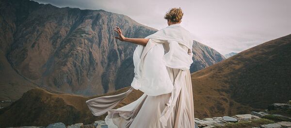 Невеста в горах Грузии - Sputnik Грузия