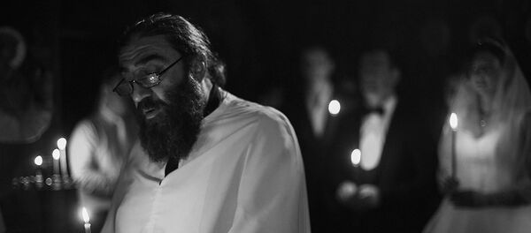 Обряд венчания в церкви Обряд венчания в церкви - Sputnik Грузия