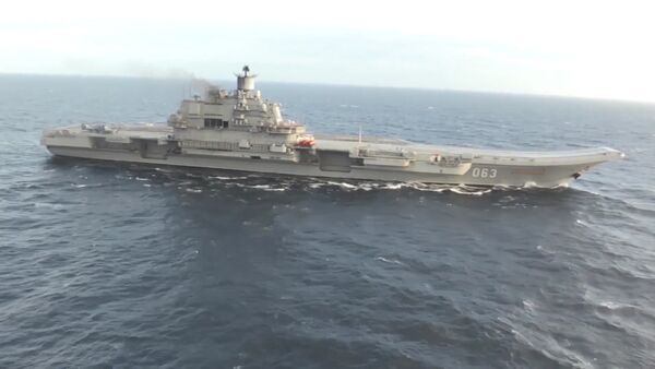 Крейсер Адмирал Кузнецов и СКР Адмирал Григорович впервые задействованы в операции в Сирии - Sputnik Грузия