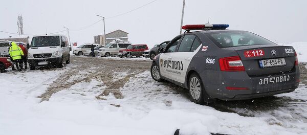 მოძრაობა სამხედრო გზაზე აკრძალულია - Sputnik საქართველო