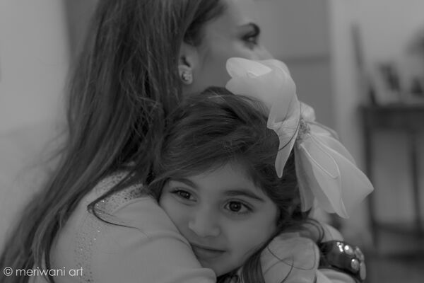 ხშირად მოეხვიეთ, ჩაეხუტეთ შვილს - Sputnik საქართველო