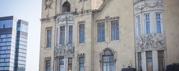 Дом Александра Мелик-Азарянца, вид со стороны проспекта Руставели - Sputnik Грузия