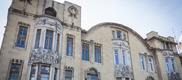 Дом Александра Мелик-Азарянца, вид со стороны проспекта Руставели - Sputnik Грузия