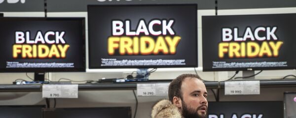 Акция Черная пятница в Москве - Sputnik Грузия