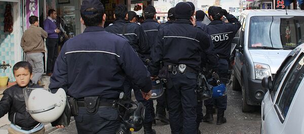 Работа турецкой полиции Работа турецкой полиции - Sputnik Грузия