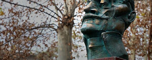 Бюст Георгию Мазниашвили - Sputnik Грузия