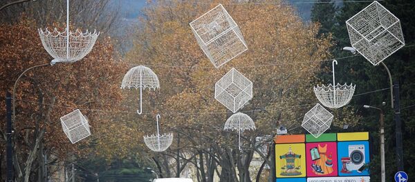 Новогодние украшения на улицах Тбилиси - Sputnik Грузия