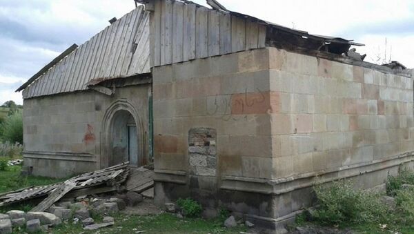 Спорное здание в селе Мохе - Sputnik Грузия