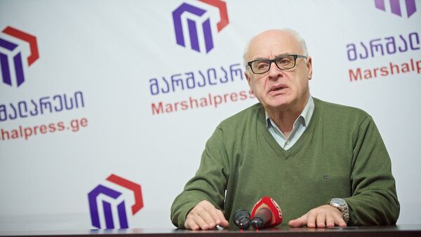 Грузинский эксперт и политолог Рамаз Сакварелидзе - Sputnik Грузия