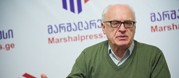Грузинский эксперт и политолог Рамаз Сакварелидзе - Sputnik Грузия