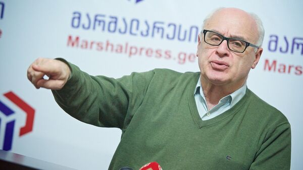 Грузинский эксперт и политолог Рамаз Сакварелидзе - Sputnik Грузия