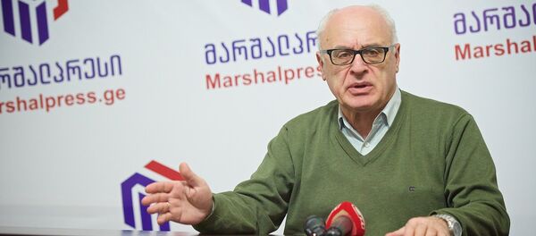 Грузинский эксперт и политолог Рамаз Сакварелидзе - Sputnik Грузия