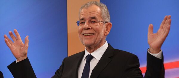 Александр Ван дер Беллен - Sputnik Грузия