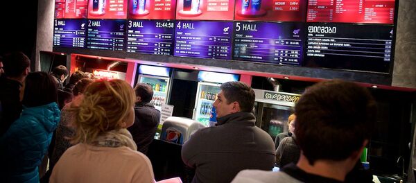 Очередь в кассы кинотеатра Очередь в кассы кинотеатра - Sputnik Грузия