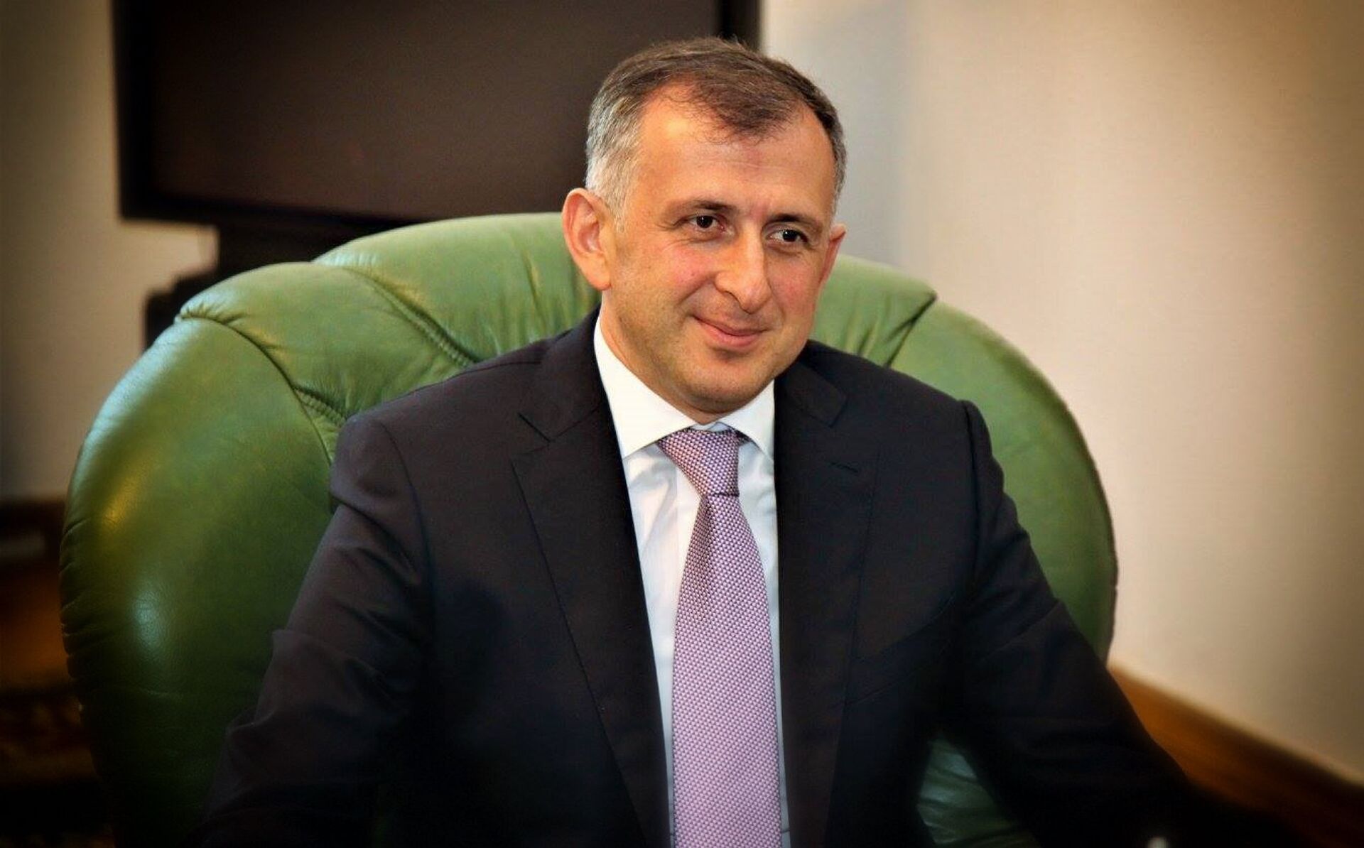 Глава правительства Аджарии Зураб Патарадзе - Sputnik Грузия, 1920, 28.04.2026