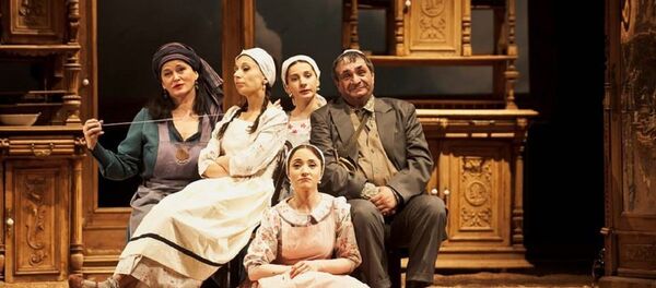 სცენა სპექტაკლიდან სცენა სპექტაკლიდან - Sputnik საქართველო