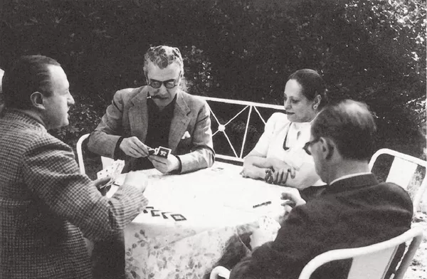 Елена Рубинштейн и Арчил Чкония за игрой в бридж - Sputnik Грузия