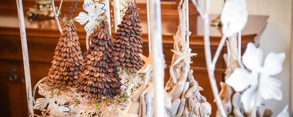 საახალწლო ნაძვის ხე ყავის მარცვლებისაგან - Sputnik საქართველო