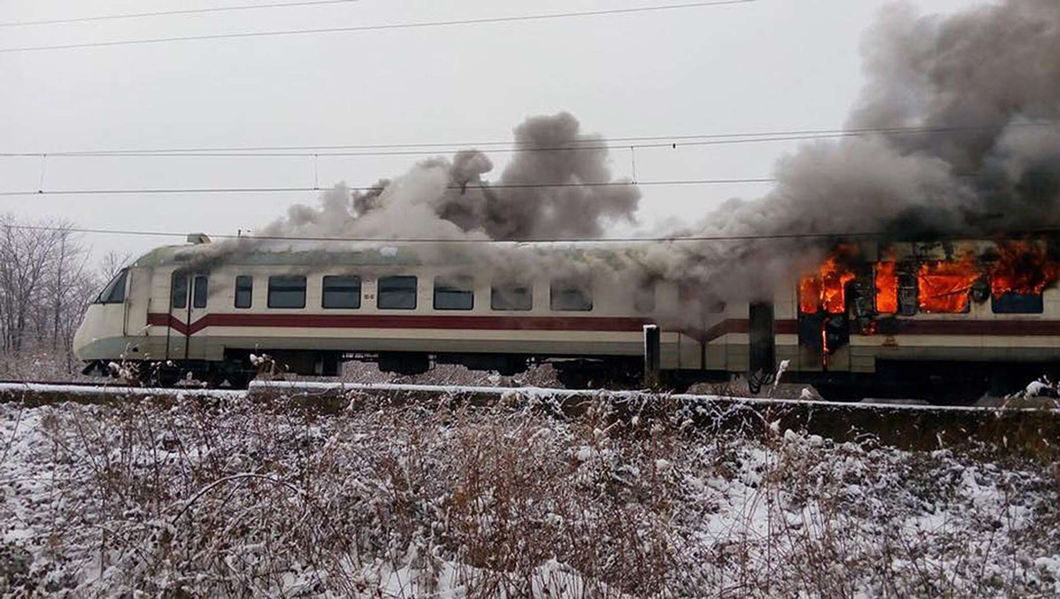 Тверь электричка пожар. Горящий поезд.