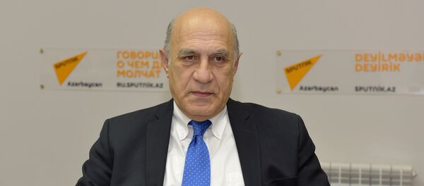 Фикрет Садыхов, политолог - Sputnik Грузия
