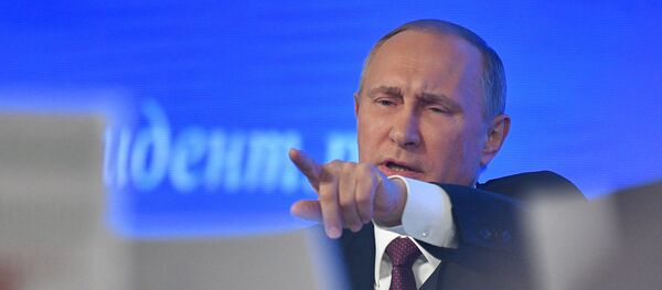 Двенадцатая ежегодная большая пресс-конференция президента РФ Владимира Путина Двенадцатая ежегодная большая пресс-конференция президента РФ Владимира Путина - Sputnik Грузия