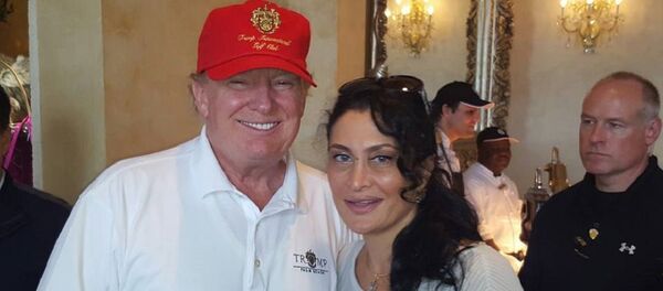 დონალდ ტრამპი და სოფია ბარათაშვილი დონალდ ტრამპი და სოფია ბარათაშვილი - Sputnik საქართველო