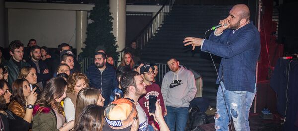 Известный битбоксер Вахтанг Каландадзе выступил в Тбилиси - Sputnik Грузия