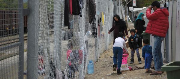 Лагерь беженцев Табановце в Македонии около македоно-сербской границы Лагерь беженцев Табановце в Македонии около македоно-сербской границы - Sputnik Грузия