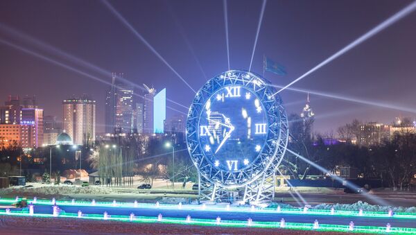 Гигантские часы в Астане - Sputnik Грузия