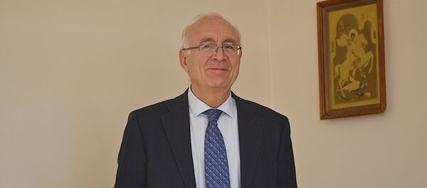 Спецпредставитель премьера Грузии по урегулированию отношений с РФ Зураб Абашидзе - Sputnik Грузия