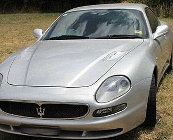 ლუკ მურის 36-ათასდოლარიანი „მაზერატი“ ლუკ მურის 36-ათასდოლარიანი „მაზერატი“ - Sputnik საქართველო