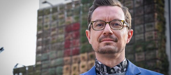 Бретт Уолкер - Sputnik Грузия