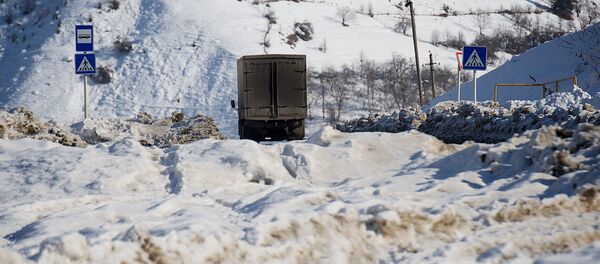 სატვირთო საქართველოს სამხედრო გზაზე ზამთარში - Sputnik საქართველო