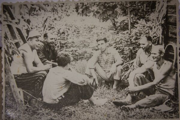 Фотография из семейного альбома Леоноры Кутман Фотография из семейного альбома Леоноры Кутман - Sputnik Грузия