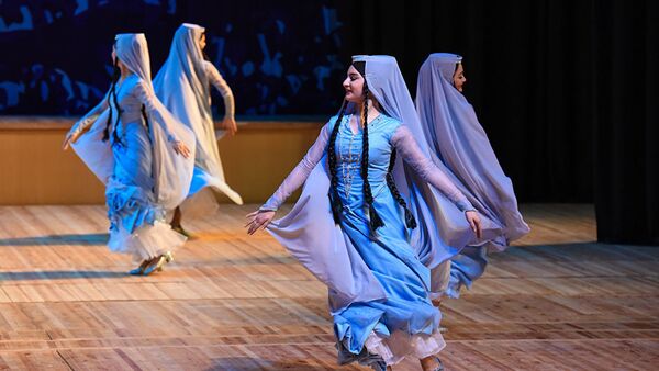 Танцевальное искусство Грузии отличается разнообразием и красотой - Sputnik Грузия