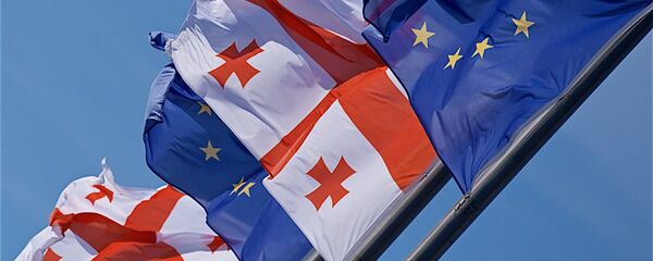 საქართველოს და ევროკავშირის დროშა საქართველოს და ევროკავშირის დროშა - Sputnik საქართველო