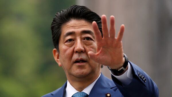 Премьер-министр Японии Синдзо Абэ - Sputnik Грузия