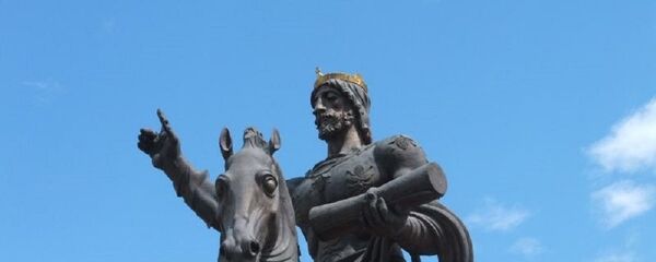 Памятник Давиду Строителю в Тбилиси - Sputnik Грузия