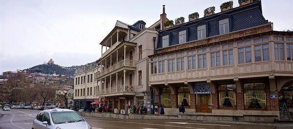 Старый дом в историческом центре Тбилиси - Sputnik Грузия