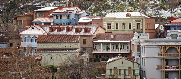 Старые дома в историческом центре Тбилиси - район Абанотубани - Sputnik Грузия