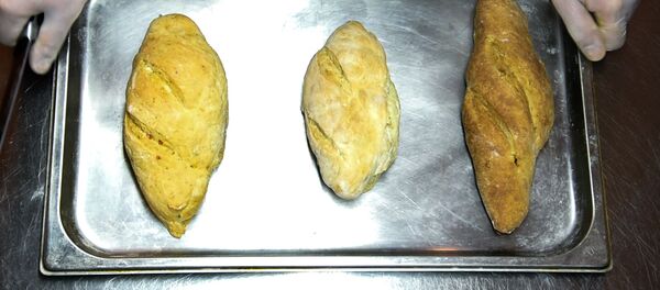 Как испечь хлеб с приправами - Sputnik Грузия