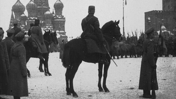 Парад на Красной площади революционных войск 4 (17) марта 1917 года - Sputnik Грузия