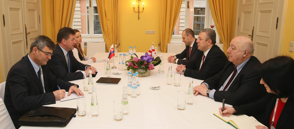 Встреча премьер-министра Грузии Георгия Квирикашвили с главой МИД Словакии Мирославом Лайчаком - Sputnik Грузия